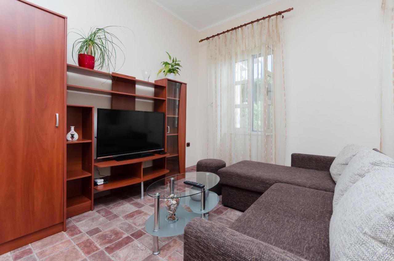 Apartment Aleksandra リエカ エクステリア 写真